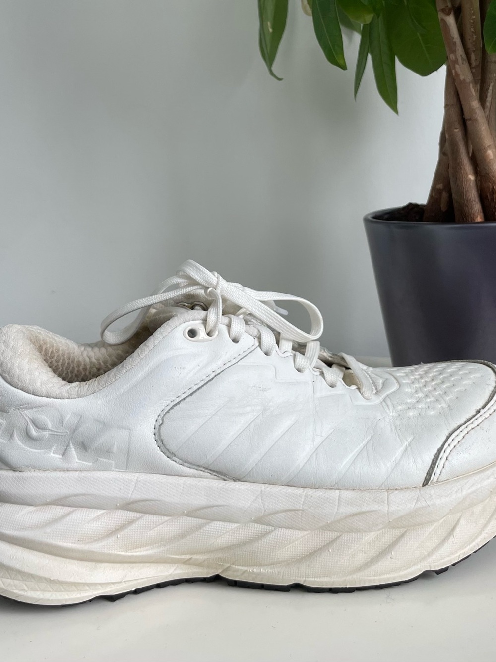 Women Size 6.5 Hoka One One Bondi SR Running Shoes